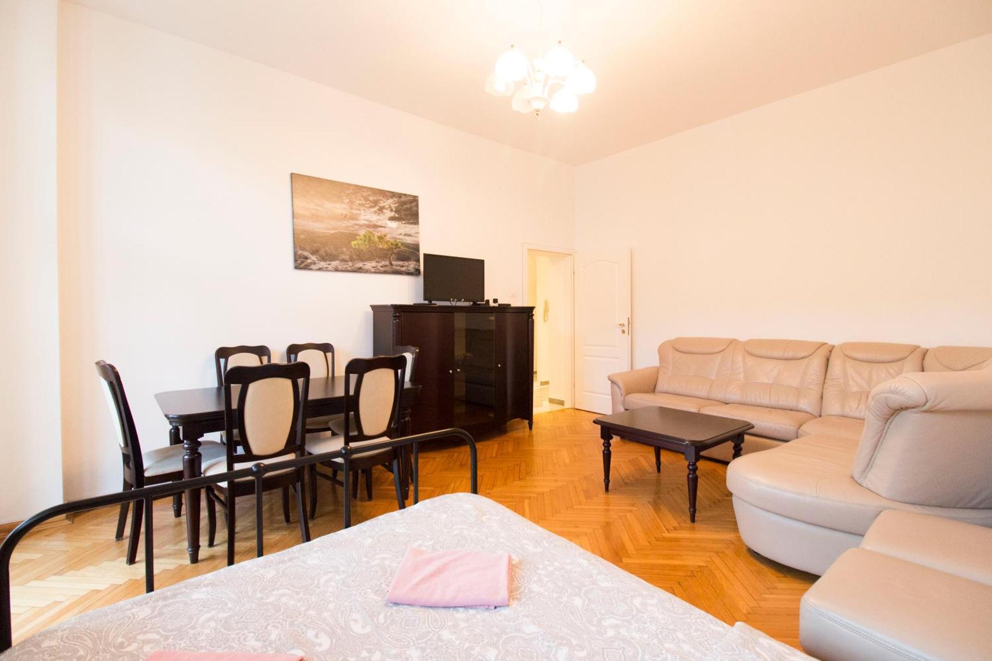 Happyestate Ul Rynek Old Town Apartment Вроцлав Екстериор снимка